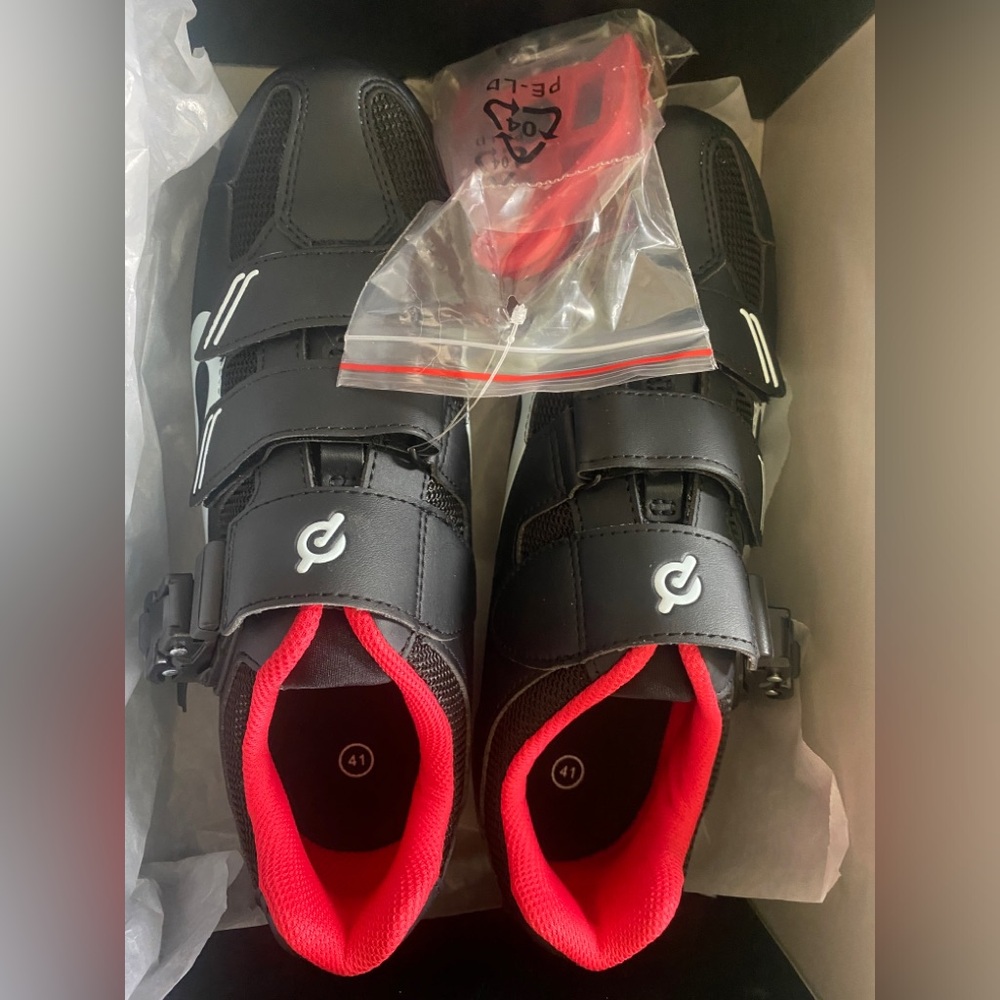 Peloton biking shoes size 41